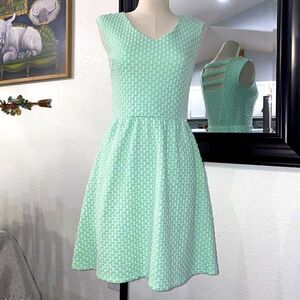 Xhilaration Women's Green & White Sleeveless Flared Mini Dress Medium